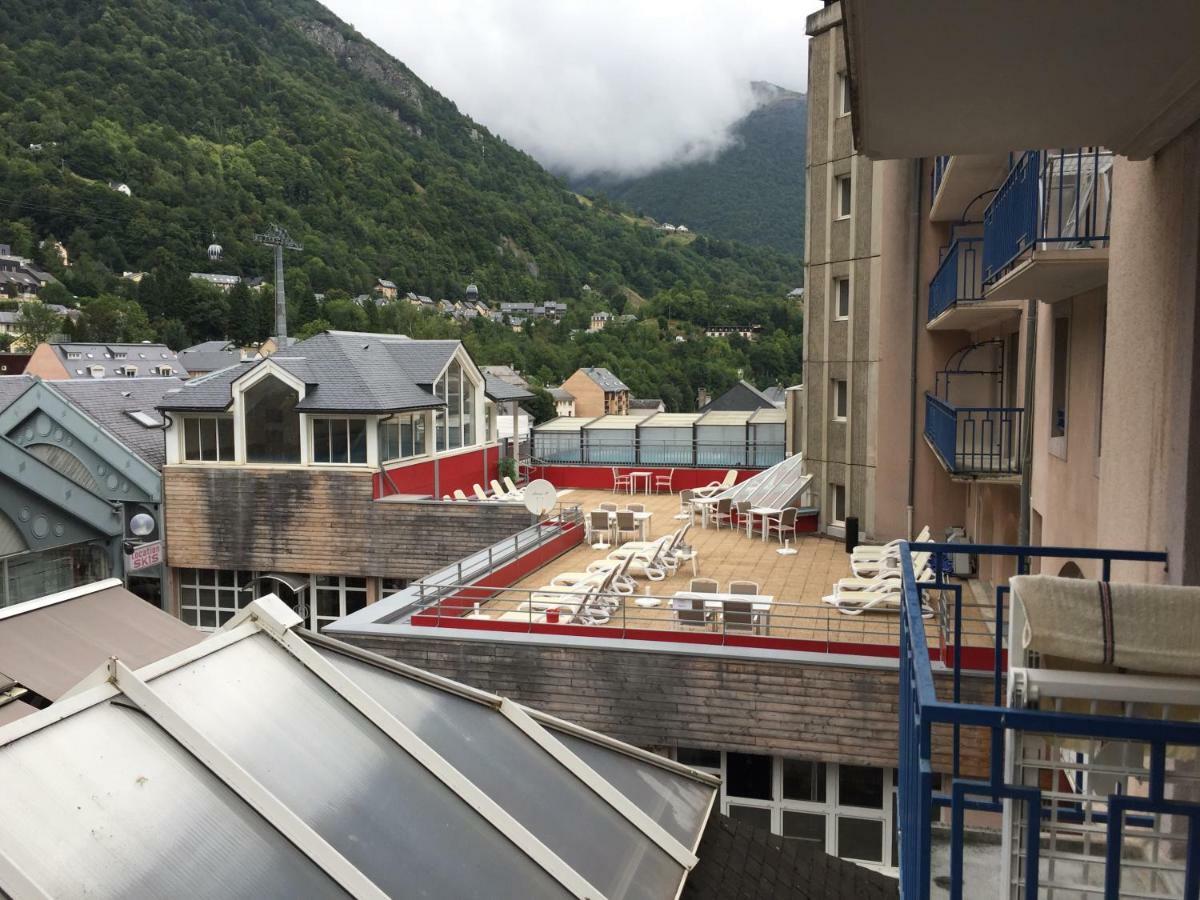 Appartement Prive Dans Residence Balneo Aladin Cauterets Exterior photo