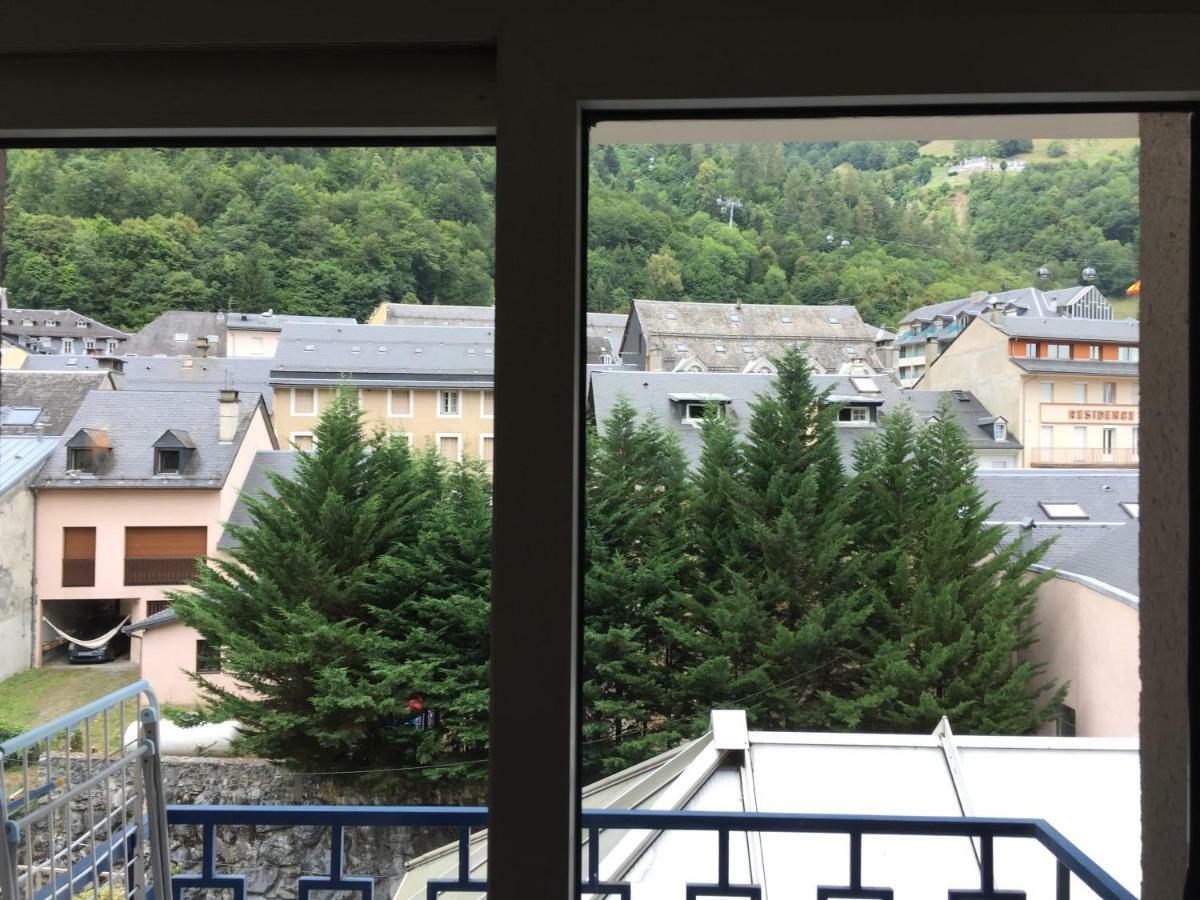 Appartement Prive Dans Residence Balneo Aladin Cauterets Exterior photo